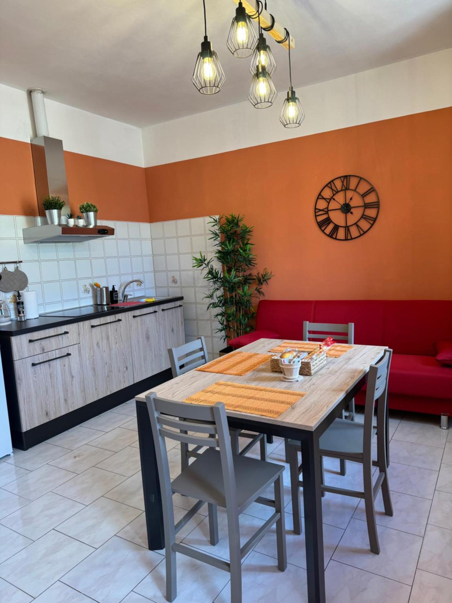 Colben Tuscany Home - Il Mare Dalla Finestra Nell'Atmosfera Tipica Livornese Livorno Exterior photo